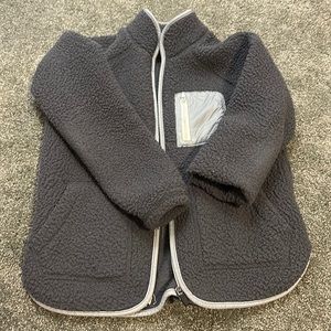 Girls size small 6/7 furry jacket. Old Navy